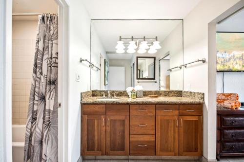 Koupelna v ubytování Napili Point B13 FREE CAR KBM Resorts