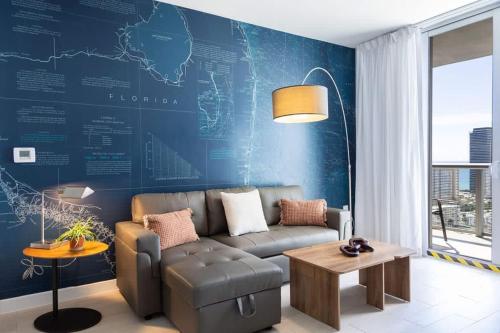 Posezení v ubytování 2BR 2BA at Beachwalk on 29 floor Full Equiped