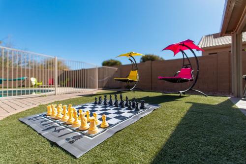 Κήπος έξω από το Casa Alessia 4BR Home & Heated Pool