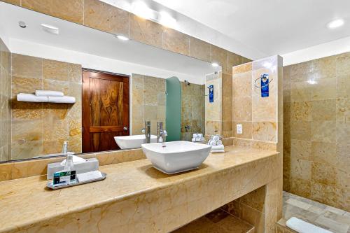 Koupelna v ubytování Grand Miramar A302