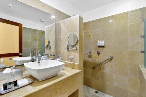 Koupelna v ubytování Grand Miramar A202