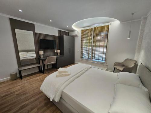 TRE'S BLISS City Heart Villa!!!