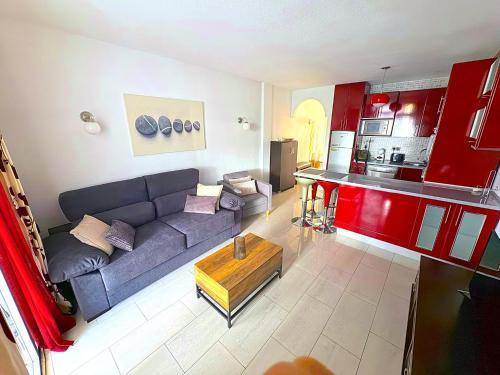 Apt Acogedor con Piscina en Fuengirola