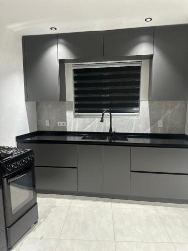 Dapur atau dapur kecil di JRMN Property