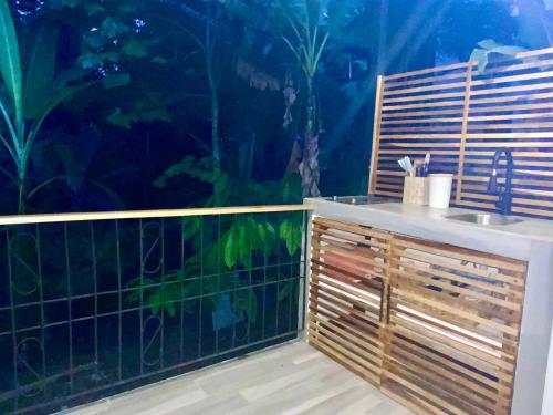 Balkón nebo terasa v ubytování Luxury Jungle Retreat Villas Puerto Viejo Cocles