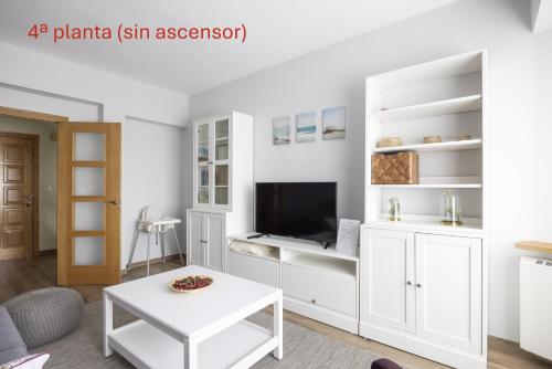 Μια τηλεόραση ή/και κέντρο ψυχαγωγίας στο Adeinés Viviendas uso turístico