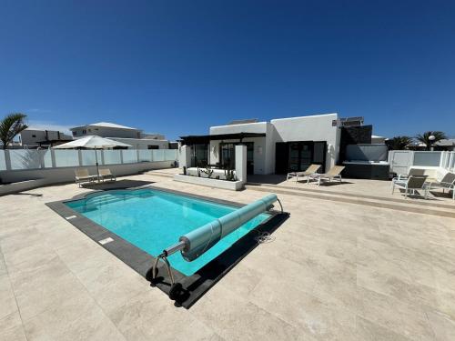 New Villa in Playa Blanca, Lanzarote -Adults Only-