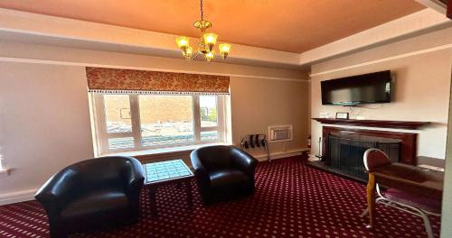 Televisyen dan/atau pusat hiburan di The Bedford Regency Hotel
