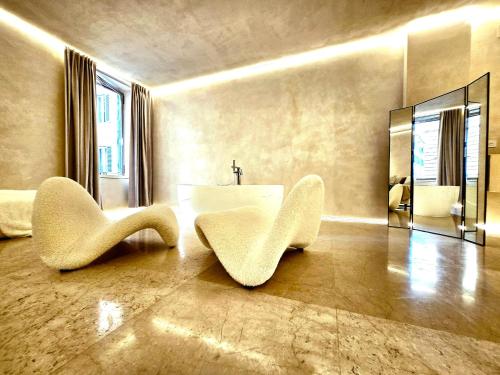 DUNE at Spanish Steps Luxury Apartment-Suite photo 48