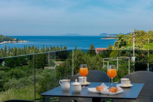 Tila Luxury Suite photo 3