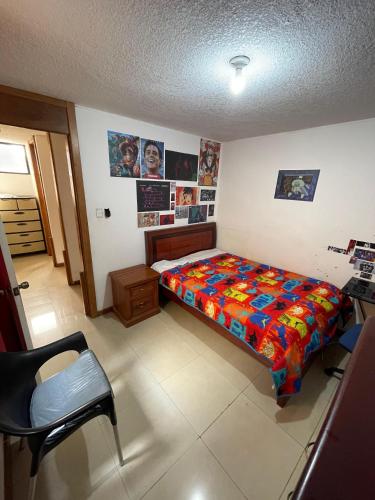 Postel nebo postele na pokoji v ubytování MIRASIERRA RoomS
