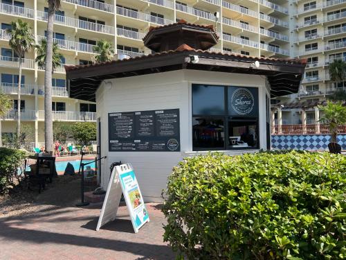 Gulf-front Shores of Panama 3rd Floor RENOVATED - Beach Service Included photo 28