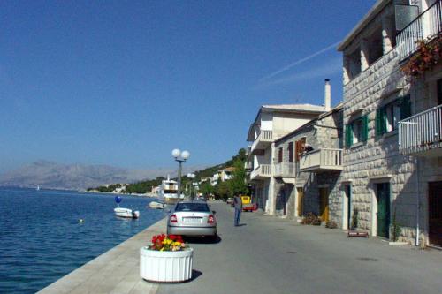 Apartments by the sea Povlja, Brac - 710