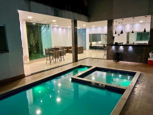 Casa com piscina em Brasília - 15 minutos