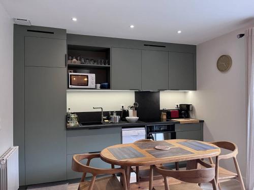 Appartement calme à Cauterets avec parking privatif - FR-1-812-145