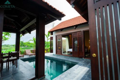 Bazén v ubytování Cometa Villas Ninh Binh nebo v jeho okolí