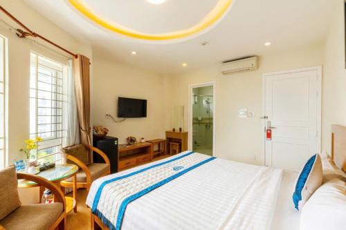 Телевизор и/или развлекательный центр в Blue Diamond Airport Hotel