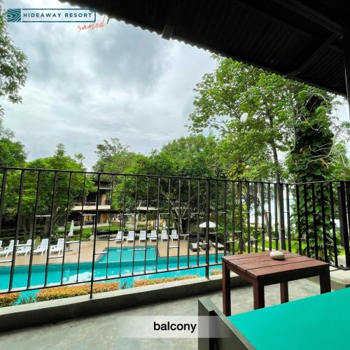 Bazén v ubytování Samed Hideaway Resort nebo v jeho okolí
