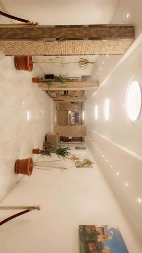 a room with a ceiling with plants on it at شقق ريف نماص للوحدات السكنية in Al Namas