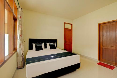 Fotografie z fotogalerie ubytování OYO 94582 Villa Beringin Puncak v destinaci Bogor