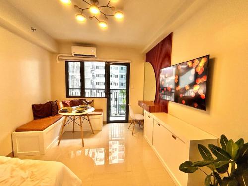 TV/trung tâm giải trí tại Cozy Camel Condo