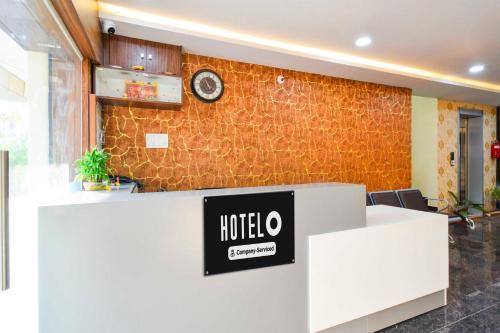 Ο χώρος του λόμπι ή της ρεσεψιόν στο Hotel O Godavari Kompally