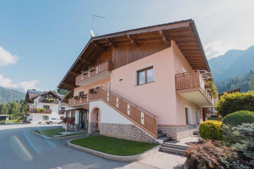 Nespecifikovaný výhled na hory nebo výhled na hory při pohledu z apartmánu
