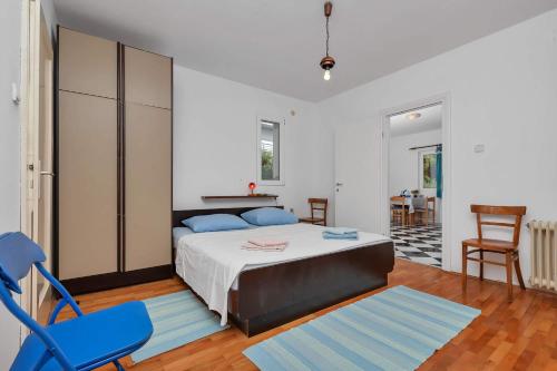 Apartments Vele II