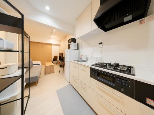 Oshiage 4min walk, Asakusa 3min, Ueno10min, Switch, FreeWi-Fi , PocketWi-Fi