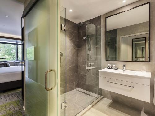 Bagno di Mercure Auckland Queen Street