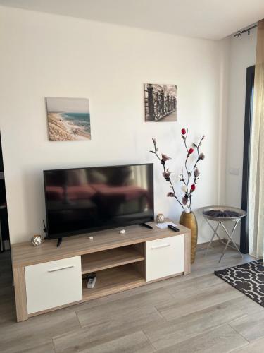 Μια τηλεόραση ή/και κέντρο ψυχαγωγίας στο Casa famille