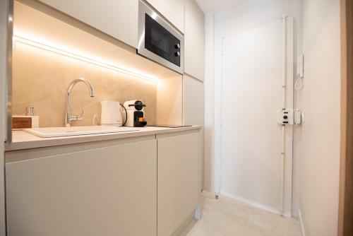 Charming Parisian Flat by Champs Elysées
