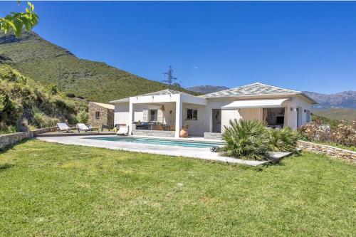 Γενική θέα στο βουνό ή θέα στο βουνό από  αυτή η βίλα