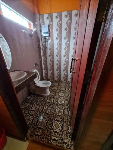 Bany a Phanyro Motel