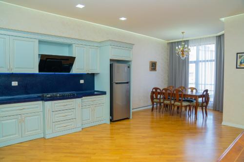 Una cocina o zona de cocina en Sunday Boutique Hotel