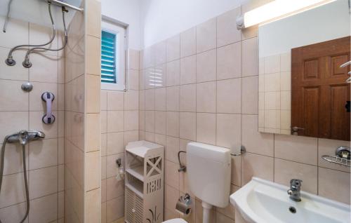 Gallery image of Awesome Apartment In Omis With Wifi in Tice