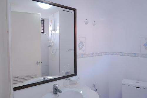 Ένα μπάνιο στο GO INN Patong Beach Phuket - โกอินน์ ป่าตอง -