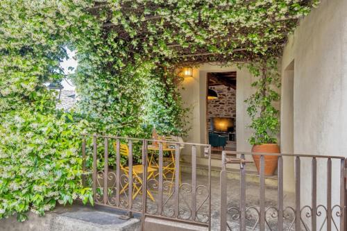 Κήπος έξω από το Casa Vincè