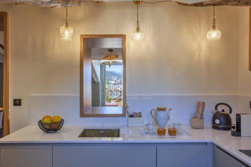 Appartement de standing avec rooftop de 35m2にあるキッチンまたは簡易キッチン