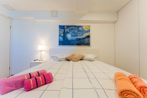 Postel nebo postele na pokoji v ubytování Flex SelfCheckIns 146 - Zagreb - 1 Bedroom - Loggia - WIFI