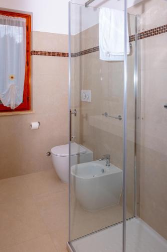 Ένα μπάνιο στο Villa Italia