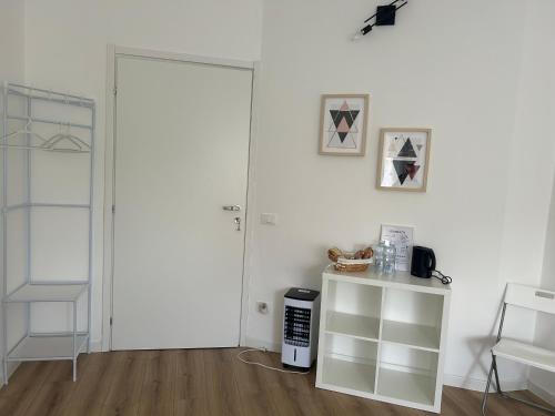 Παροχές για τσάι/καφέ στο Camera con bagno privato e angolo cottura, 15MIN MALPENSA E MILANO RHO FIERA