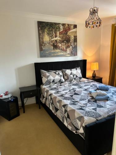 Postel nebo postele na pokoji v ubytování Fabrizio Residence 6
