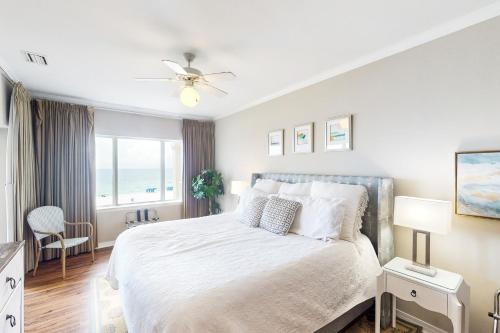 Ένα ή περισσότερα κρεβάτια σε δωμάτιο στο Marlin Key 2E