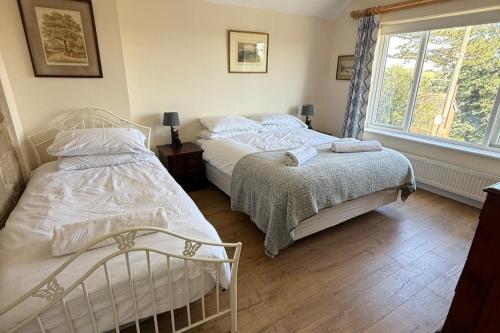 Postel nebo postele na pokoji v ubytování Napton on the Hill - Sleeps upto 7 & Pet Friendly
