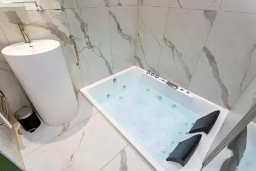 L'Exclusif Spa Suites Prestige Lyon Croix-Rousse photo 10