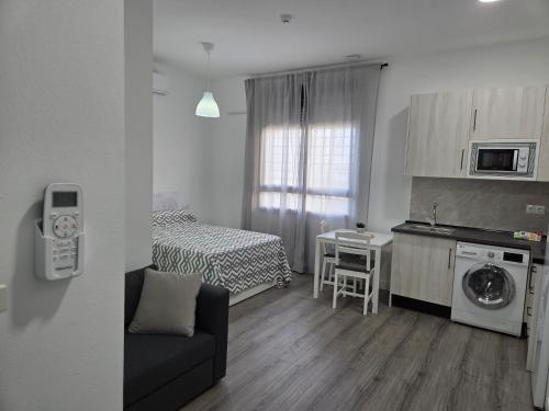 Málaga - Puerto de la Torre - Apartament