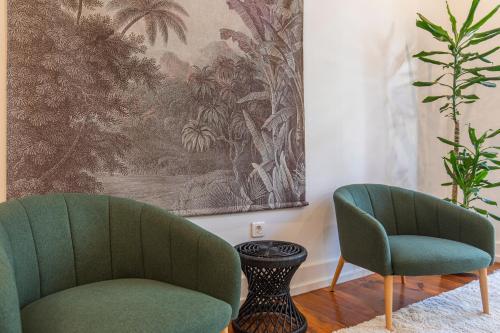 Vibrant Lisbon Escape with Private Patio