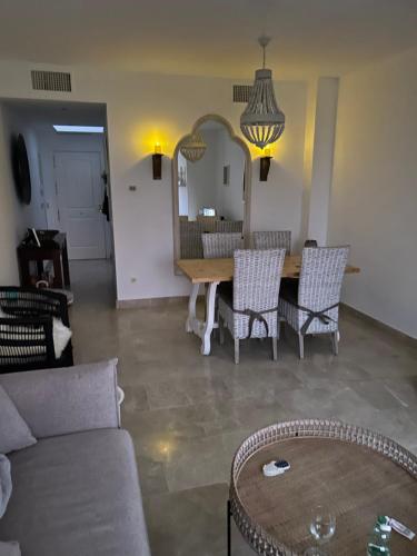 2 Bed Penthouse Apartment