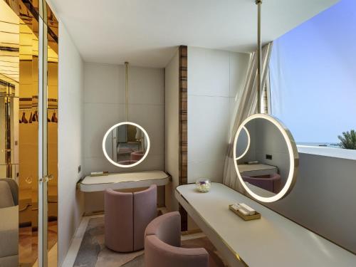 Koupelna v ubytování Fairmont Doha
